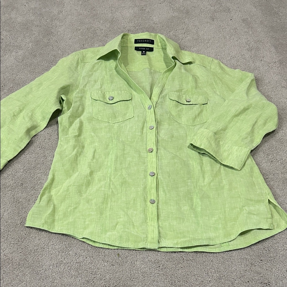 Foxcroft Light Lime Green Linen Button-Up Shirt size 6